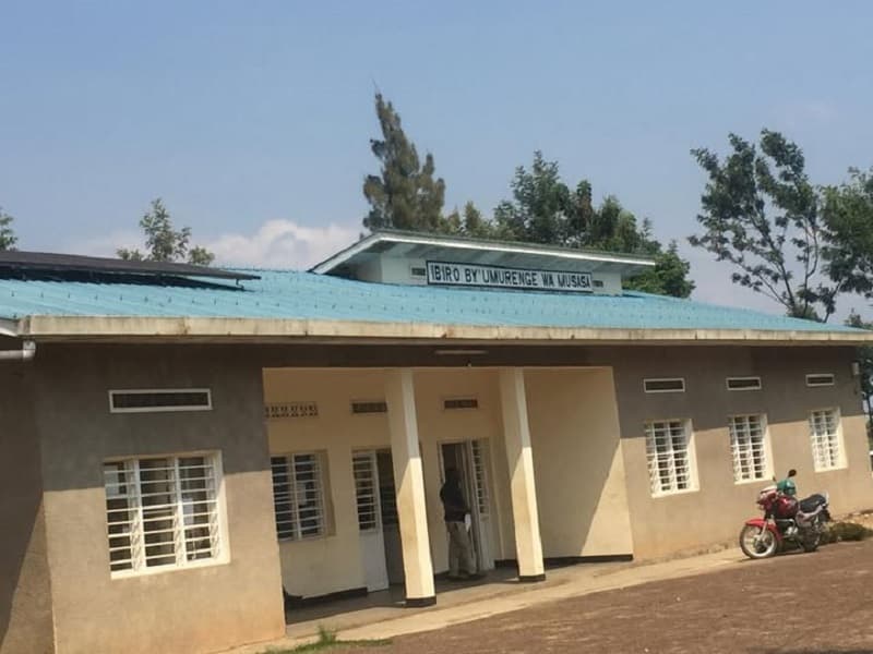 Rutsiro :Umugore akurikiranyweho kwivugana umugabo we amukase ijosi