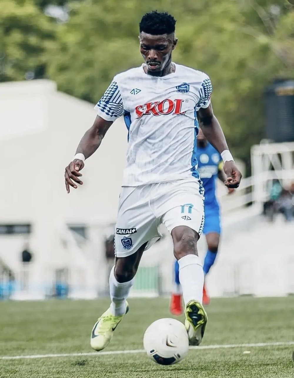 Rutahizamu wa Rayon Sports yisanze mu mayira abiri