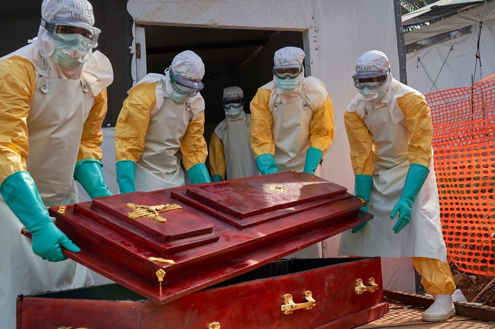 DRC : Ebola imaze kwica abantu 828