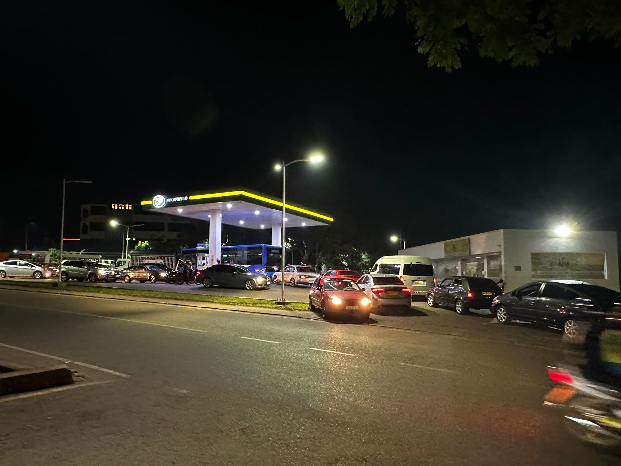 Ibiciro by’ibitoro byongeye kuzamuka mu buryo butunguranye: RURA yatangaje ibiciro bishya